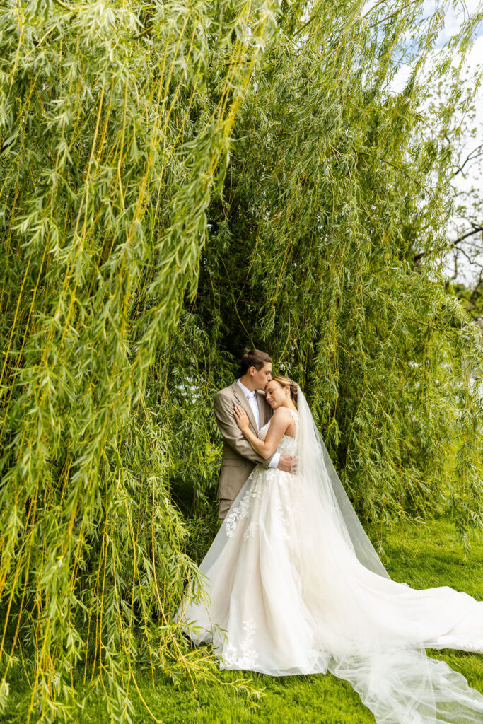 wedding portraits at the barn at silverstone in lancaster pa